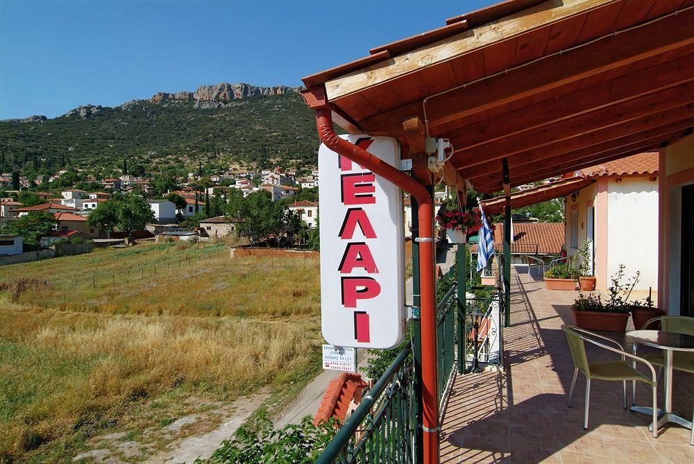 Kelari Studios Ámfissa Exterior foto