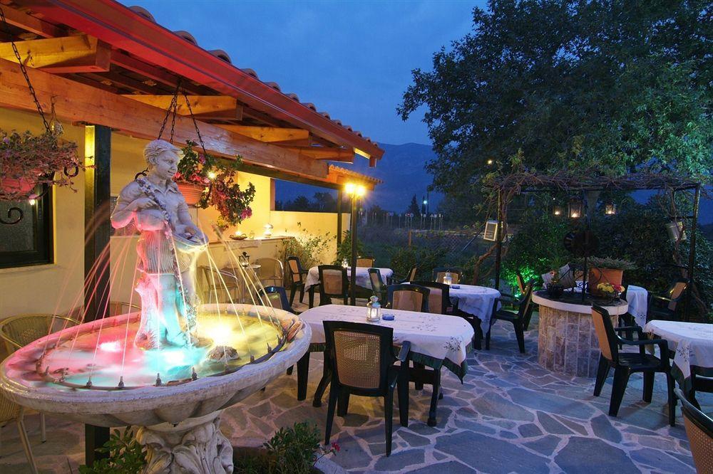 Kelari Studios Ámfissa Exterior foto